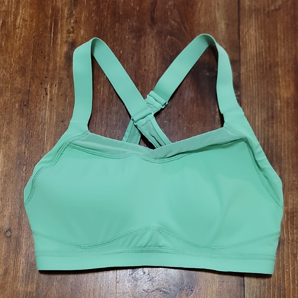 Adore Me Mint Green Crossback Sports Bra